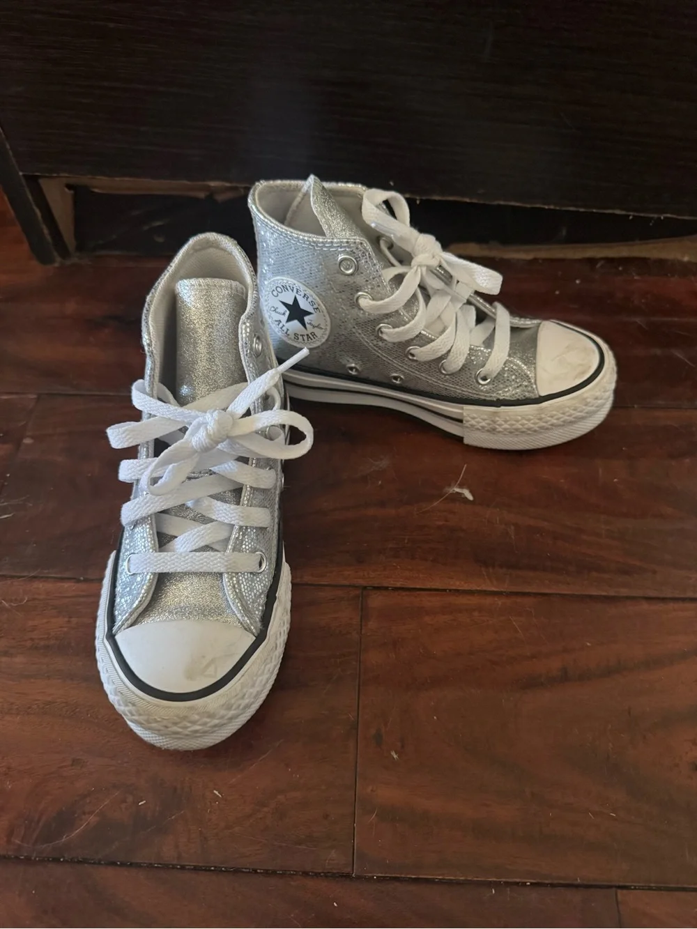Converse Kids High Top Sneakers in Silver Glitter